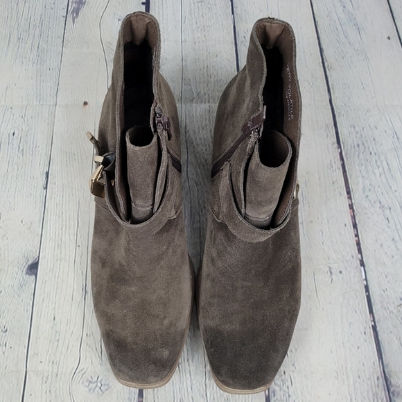 VERY VOLATILE | suede side zip ankle boots - Picture 3 of 10